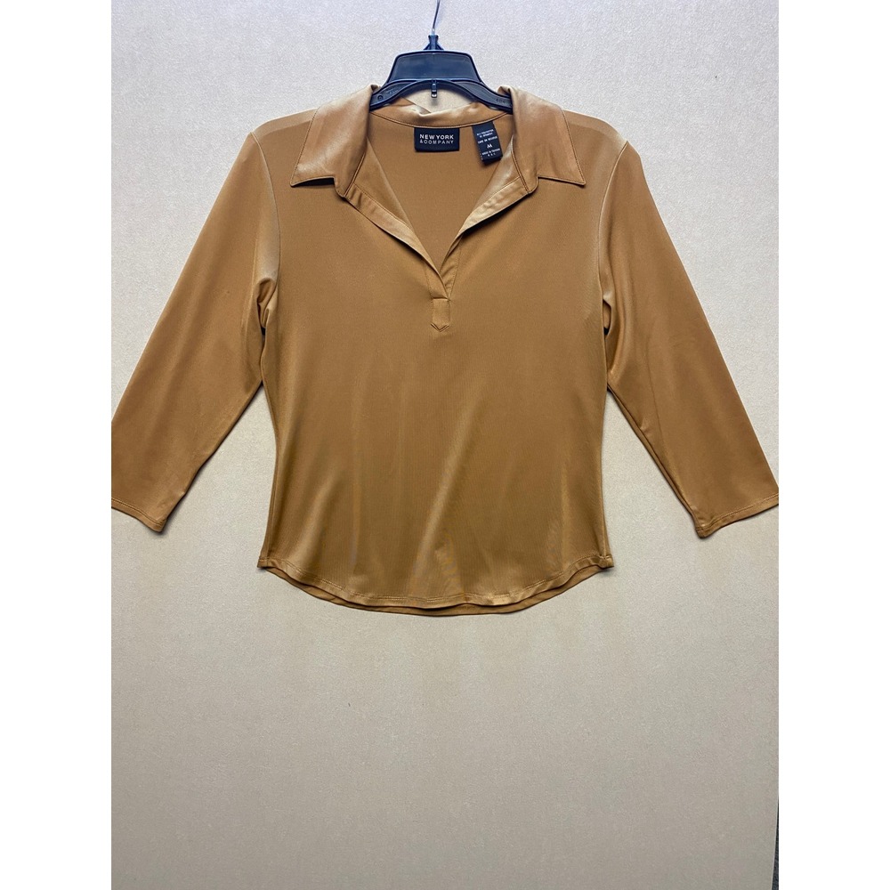 New York & Company Womens Medium Camel Tan 3/4 Sleeve V-Neck Collared Top